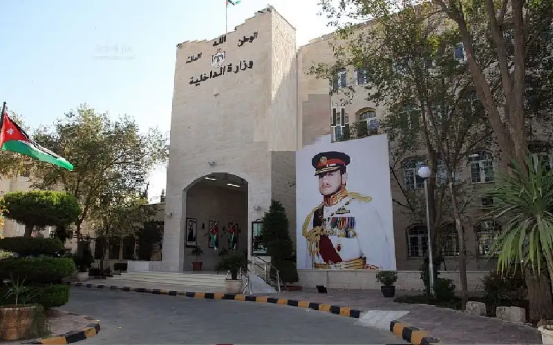 الأردن يسمح بدخول المجموعات السياحية السورية