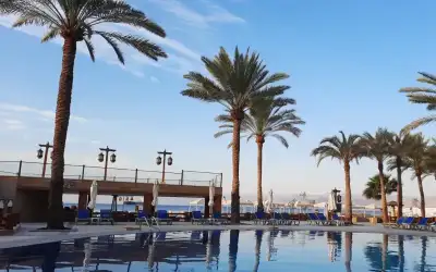 نمو سياح المبيت وزوار اليوم الواحد