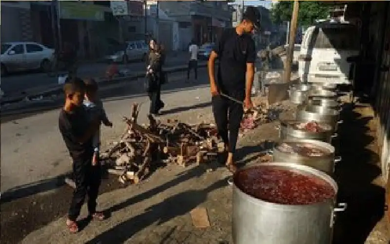 إسرائيل قصفت 60 تكية طعام ودمرت