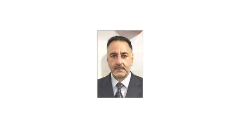 عوالم بين ذاكرتين