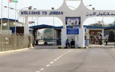 فتح جسر الملك حسين أمام المسافرين