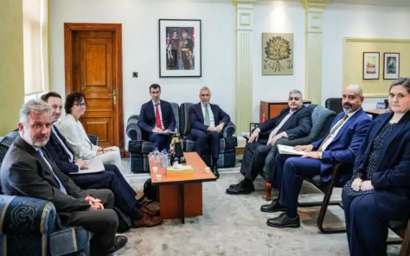 أمين عام الخارجية يبحث مع مسؤول أوروبي تنفيذ اتفاقية الشراكة الاستراتيجية مع الاتحاد الأوروبي