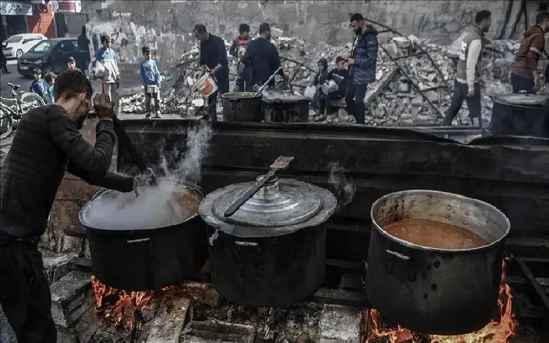 استهداف تكايا غزة.. الاحتلال يقصف مصادر