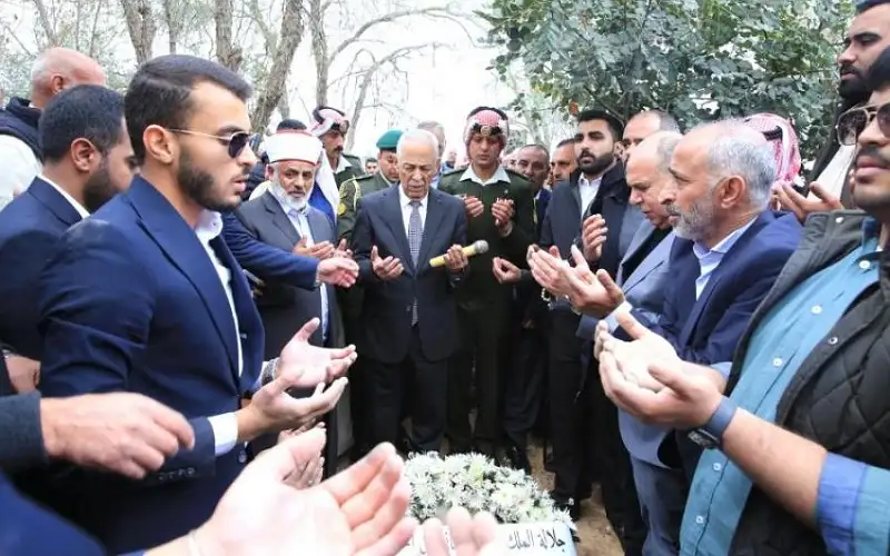 تشييع جثمان الوزير الاسبق الفايز بمشاركة