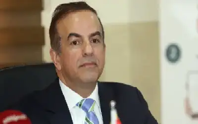 وقف طلبات الحضور لإصدار الشهادات المسجلة