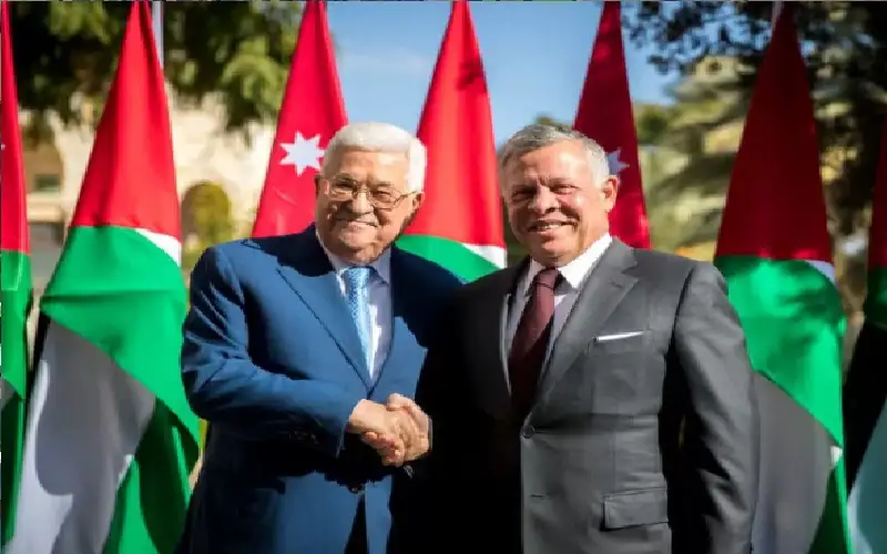عباس للملك: استهداف الأردن هو استهداف