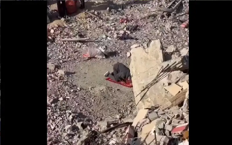 كل شيء دمر إلا إيمانهم بالله