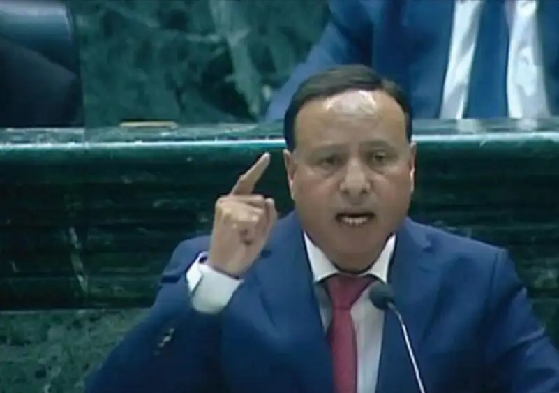 النائب الفايز مطالبا بحظر مسيرات الجمعة: