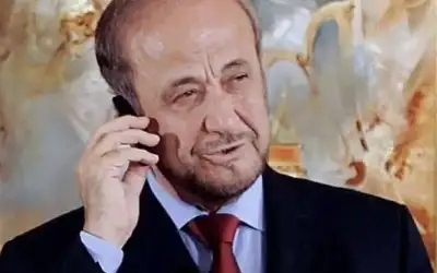 محامي الملكة إليزابيث أدار ثروة رفعت