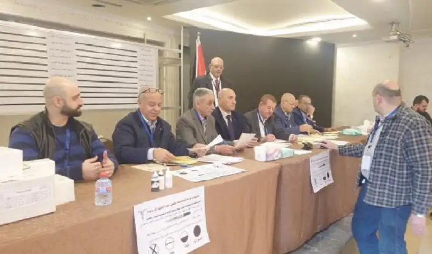 الفائزون بعضوية مجلس نقابة الاطباء (اسماء)