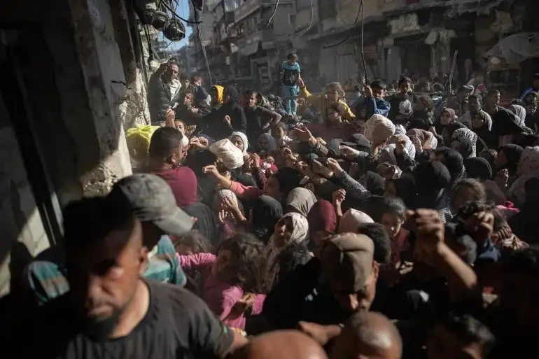 في غزة .. معركة الحصول على