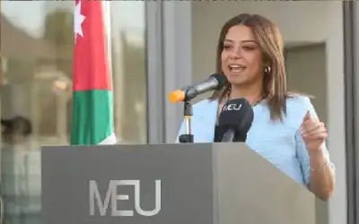 فرح البدري.. في ملتقى جامعة الشرق
