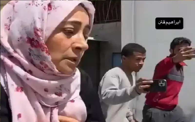 انهيار أم بعد توفي أبناءها الثلاثة..