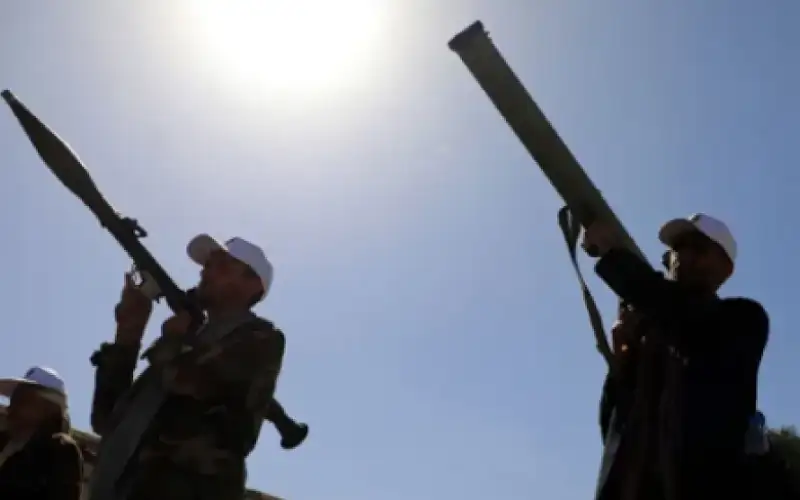 الحوثي: أسقطنا مسيرتين أميركيتين من طراز