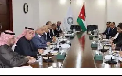 لقاء تشاوري بين تجارة الأردن وأمانة