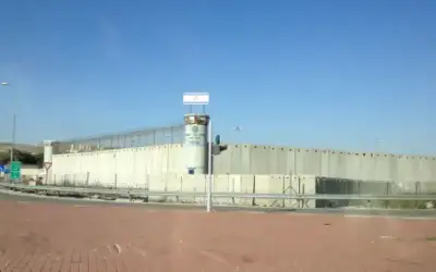استشهاد الأسير الردايدة في سجن عوفر