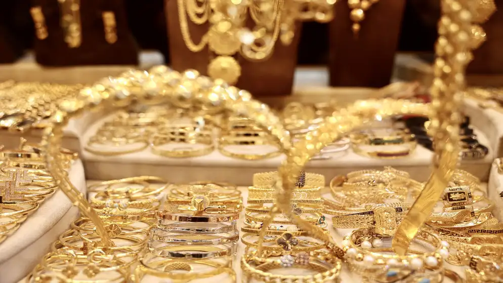 الحلي والمجوهرات: لا شح في معروض