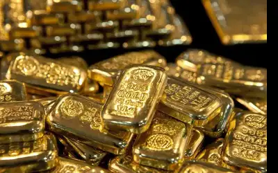 الذهب يحلق لقمة جديدة.. 2% ارتفاعا