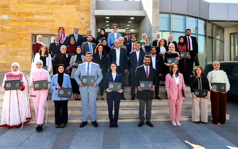 مشاركة عمان الاهلية بحفل تخريج الفوج