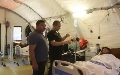 طواقم المستشفى الميداني الأردني جنوب غزة6