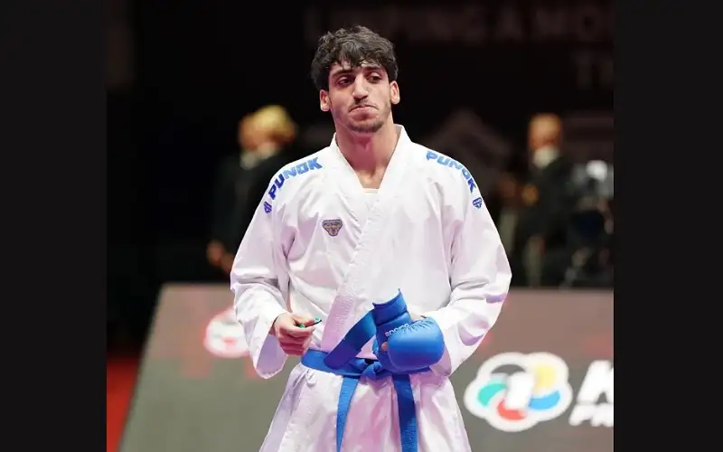 طالب عمان الأهلية الجعفري يفوز بفضية