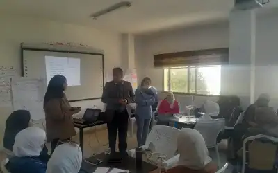 مدير شباب الكرك يتفقد تدريبات الريادة