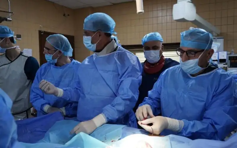 3 عمليات لزراعة صمام رئوي عن