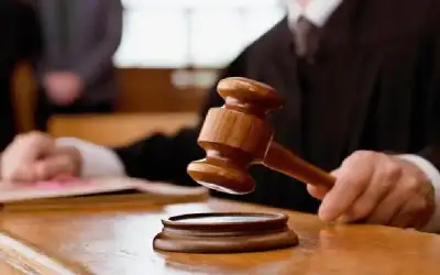 عدم مسؤولية المتهم الرئيسي في حريق