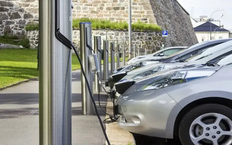ارتفاع عدد محطات شحن المركبات الكهربائية