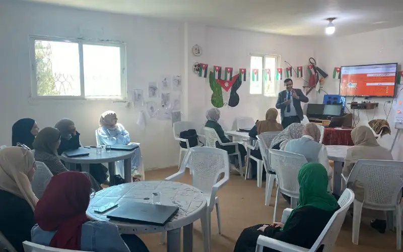 انطلاق برنامج التجارة الإلكترونية في مركز