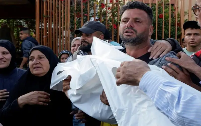 36 شهيدا بغارات الاحتلال على غزة