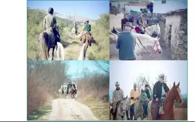 من الأندلس إلى مكة.. . ثلاثة