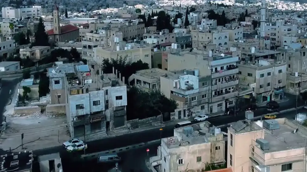 الأونروا ودائرة الشؤون الفلسطينية تبحثان تحديات