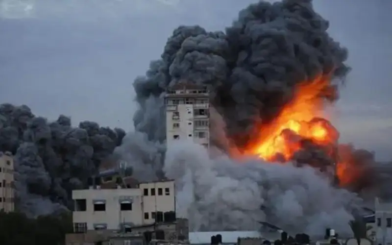 استشهاد 28 فلسطينيا في قصف إسرائيلي