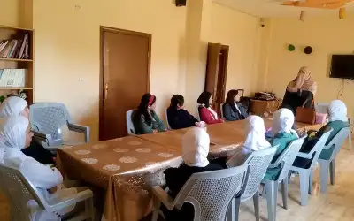 مركز شابات أدر ينفذ نشاطا لتعزيز