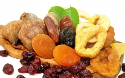 الفواكه المجففة على الإفطار تقلل خطر