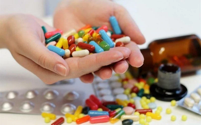 لا تجربوا الأدوية على أطفالكم.. أدوية