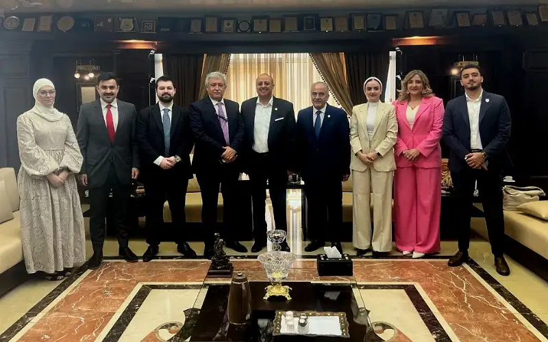 بالصور .. د.ماهرالحوراني يرعى افتتاح معرض