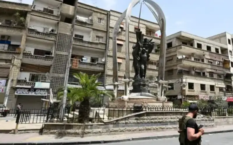 طيران الاحتلال الاسرائيلي يحلق فوق صحنايا