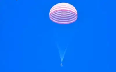 مركبة Shenzhou 19 الصينية تعود مع