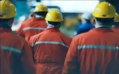 وزير العمل: 1.2 مليون عامل من