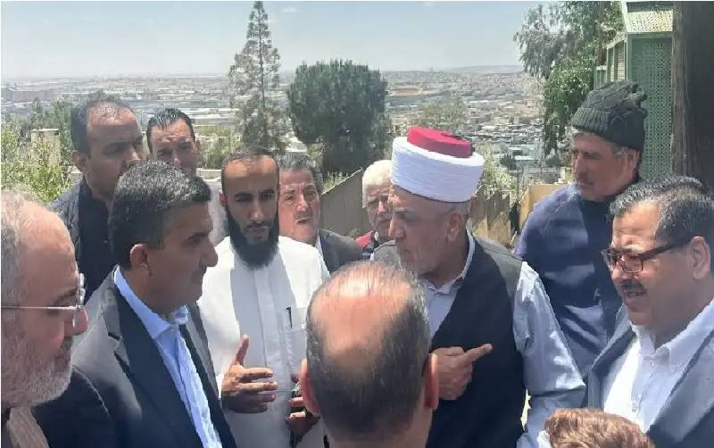 الخلايلة يعزي بـ ضحايا حريق أبو