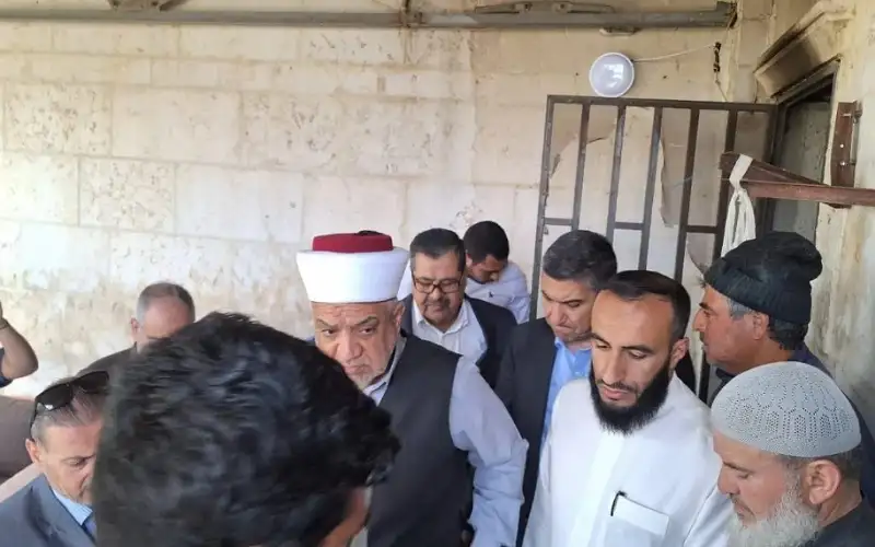 امام مسجد ابو علندا يبين سبب