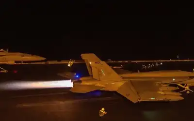 الحوثيون يقولون إن نحو 10 غارات