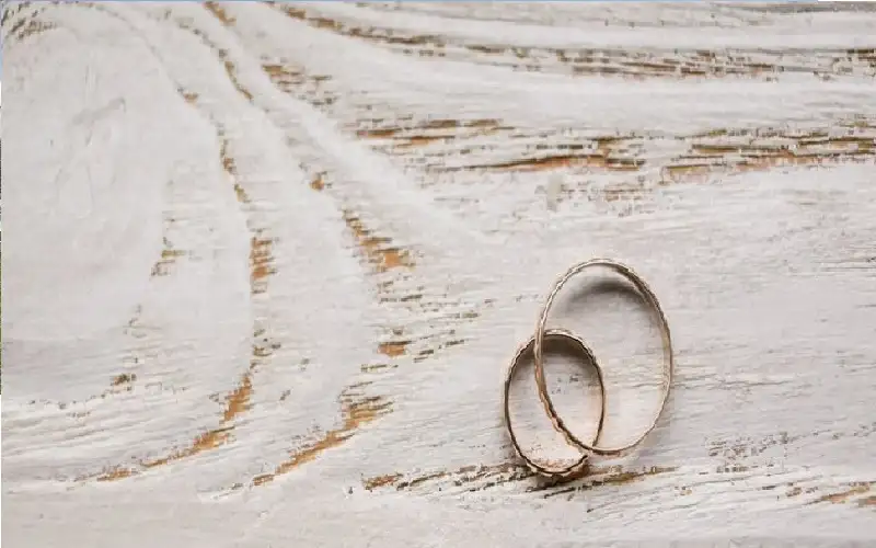 3 أخطاء قاتلة يرتكبها الأزواج