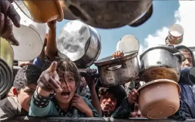 الأونروا: مئات الآلاف من فلسطينيي غزة