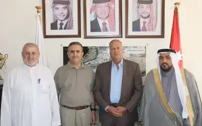 اتحاد الجمعيات الخيرية العقبة يزور شركة