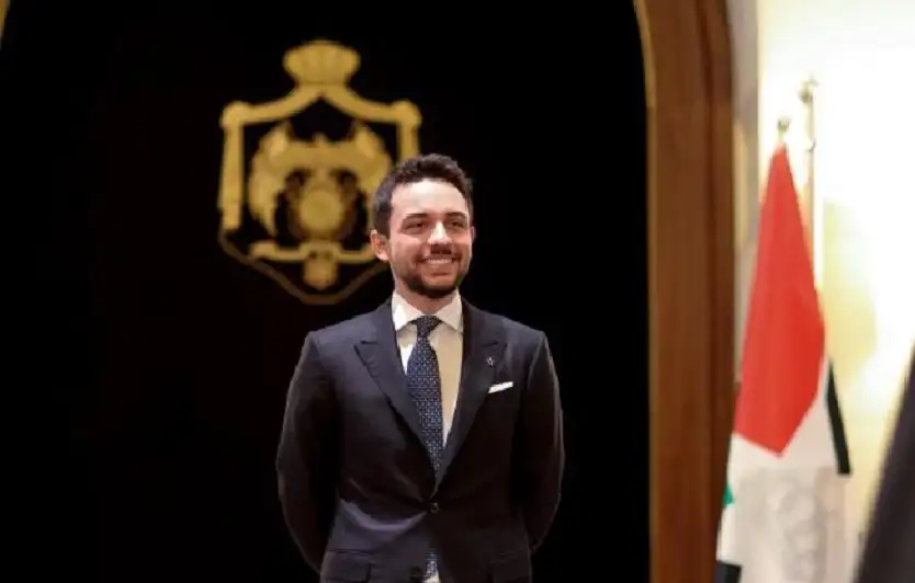 ولي العهد يبدأ زيارة عمل إلى