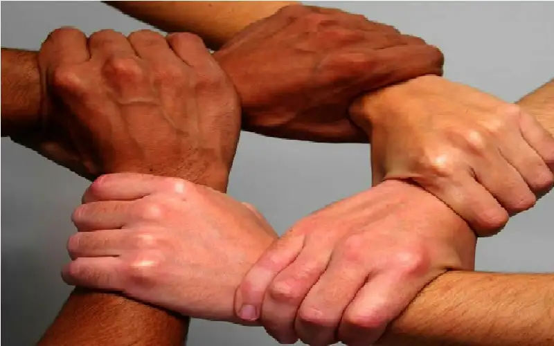 محاضرة توعوية في مركز شباب القطرانة