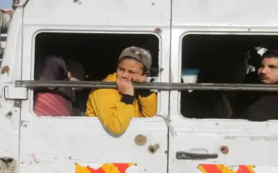 الصليب الأحمر والهلال الأحمر: 10 من